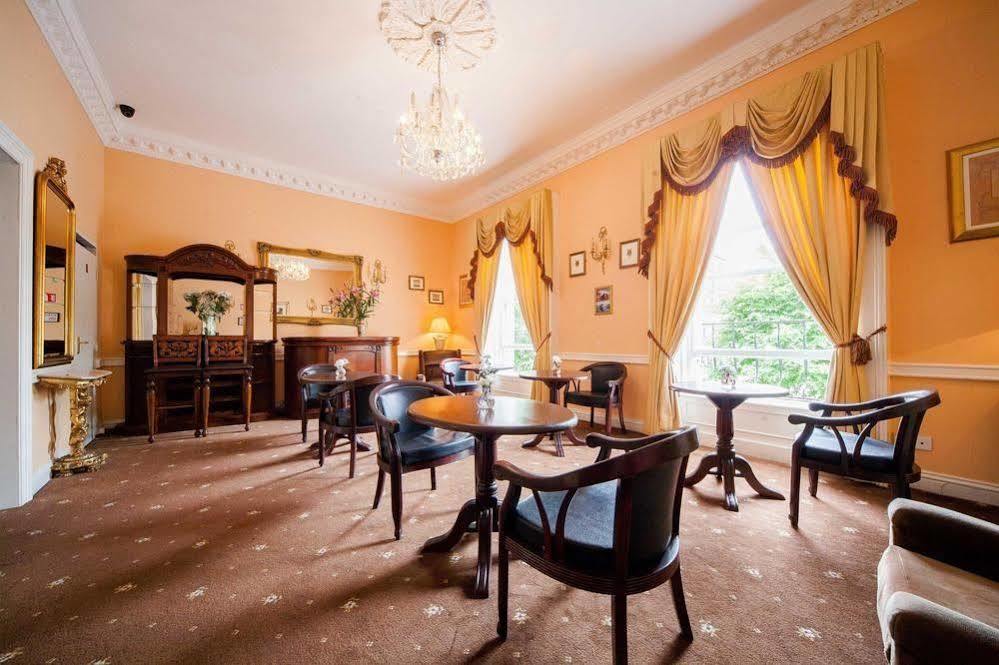 Lynams Hotel Dublin Bagian luar foto