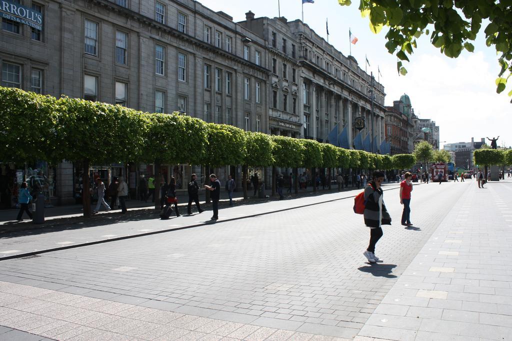 Lynams Hotel Dublin Bagian luar foto